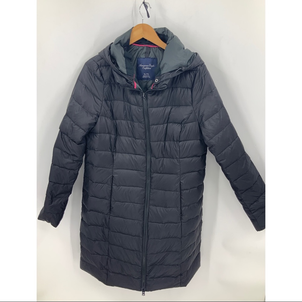 American Eagle outfitters downfilled black long puffer coat w/removable hood XL